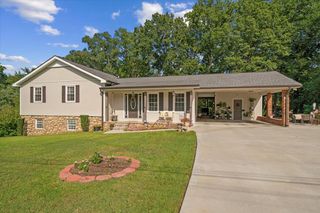 3016 E Brookhaven Circle, Dalton, GA 30720
