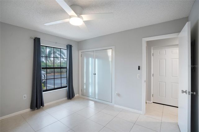 4717 WINSLOW BEACON 7, Sarasota, FL 34235