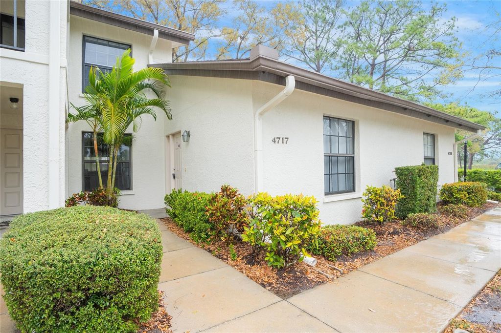 4717 WINSLOW BEACON 7, Sarasota, FL 34235