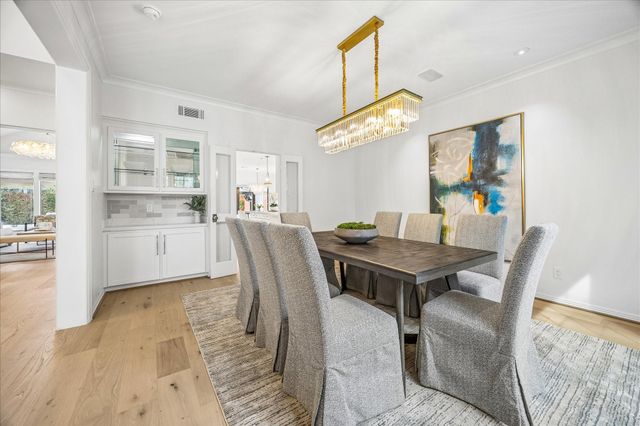 4614 Spruce Street, Bellaire, TX 77401