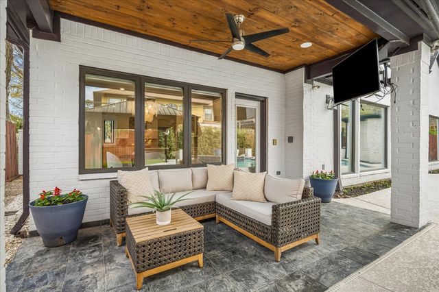 4614 Spruce Street, Bellaire, TX 77401