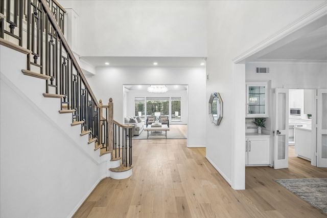 4614 Spruce Street, Bellaire, TX 77401