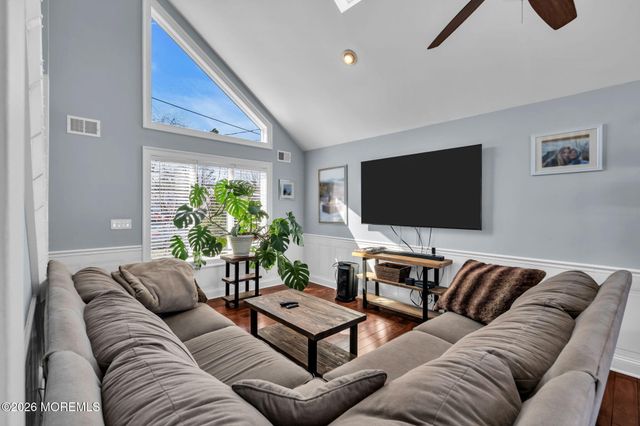 779 Dunedin Street, Toms River, NJ 08753