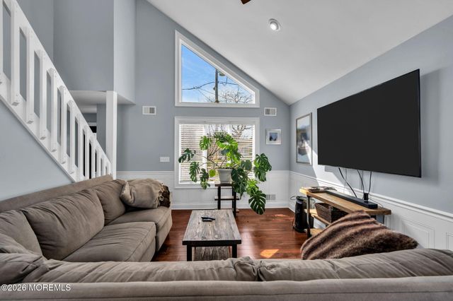 779 Dunedin Street, Toms River, NJ 08753