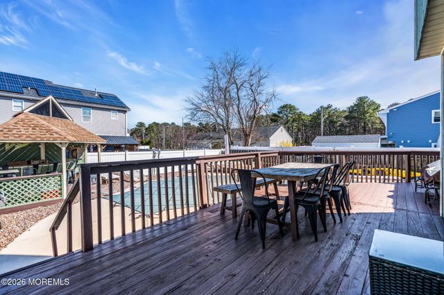 779 Dunedin Street, Toms River, NJ 08753