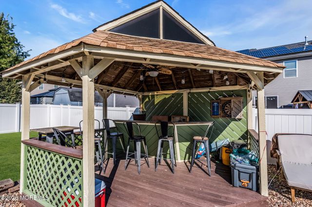 779 Dunedin Street, Toms River, NJ 08753