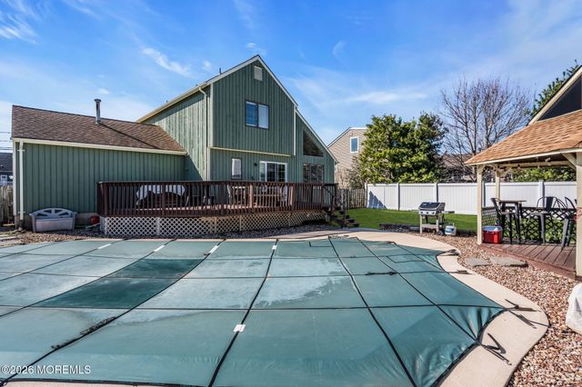 779 Dunedin Street, Toms River, NJ 08753