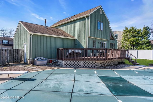 779 Dunedin Street, Toms River, NJ 08753