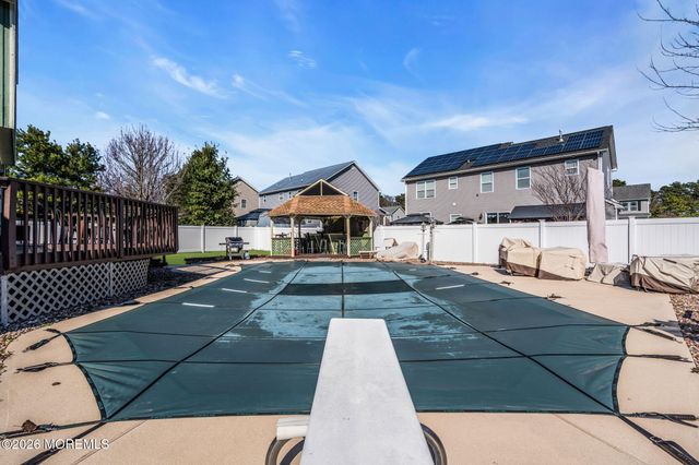 779 Dunedin Street, Toms River, NJ 08753