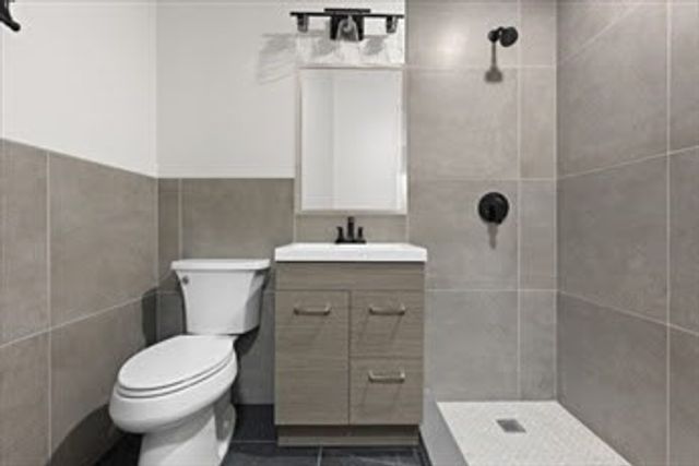 17 Bowdoin St 1B, Boston, MA 02114