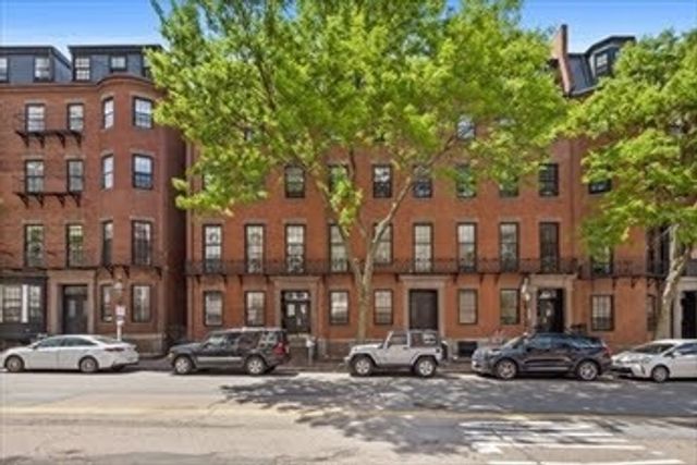 17 Bowdoin St 1B, Boston, MA 02114