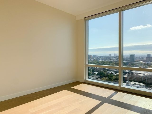 188 Brookline Ave 27H, Boston, MA 02215