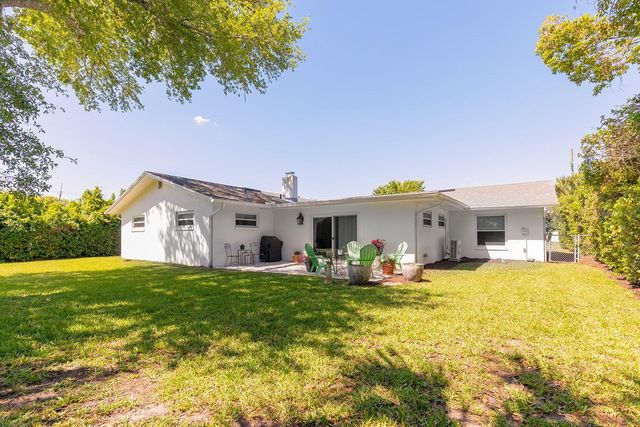 2415 EATON LANE, Orlando, FL 32804