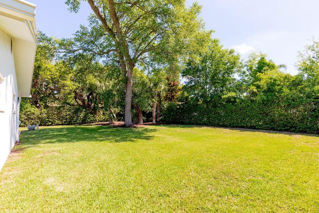 2415 EATON LANE, Orlando, FL 32804