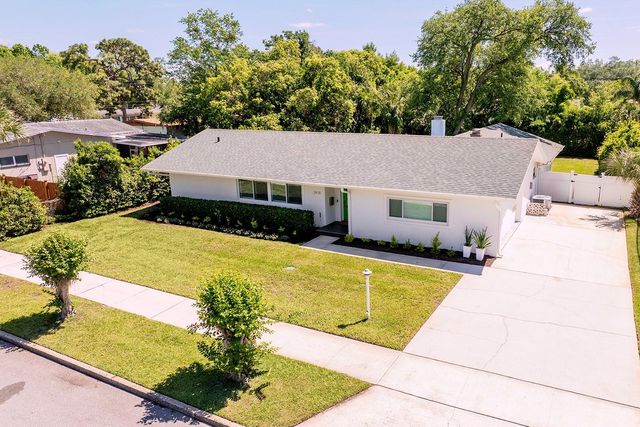 2415 EATON LANE, Orlando, FL 32804