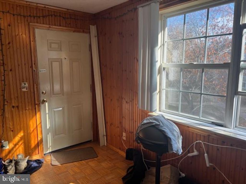 25-C OYSTER BAY RD, Absecon, NJ 08201