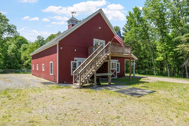 2 Marlboro Rd, Stow, MA 01775