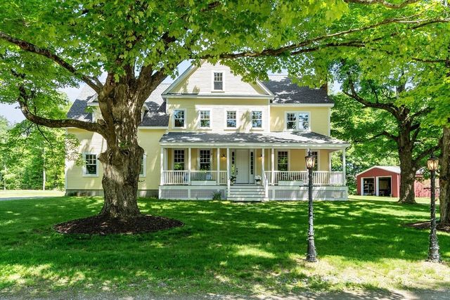 2 Marlboro Rd, Stow, MA 01775