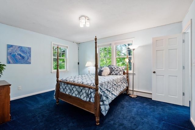 2 Marlboro Rd, Stow, MA 01775