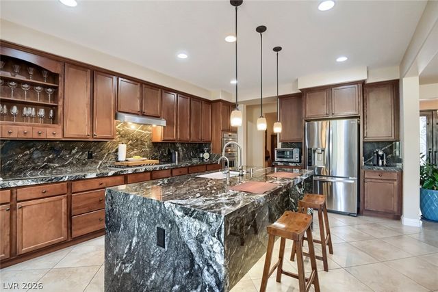 8935 Gagnier Boulevard, Las Vegas, NV 89113