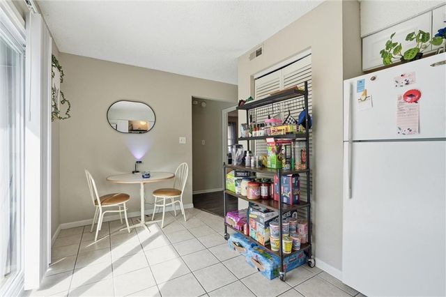 804 NE BANNER Drive, Lee's Summit, MO 64086