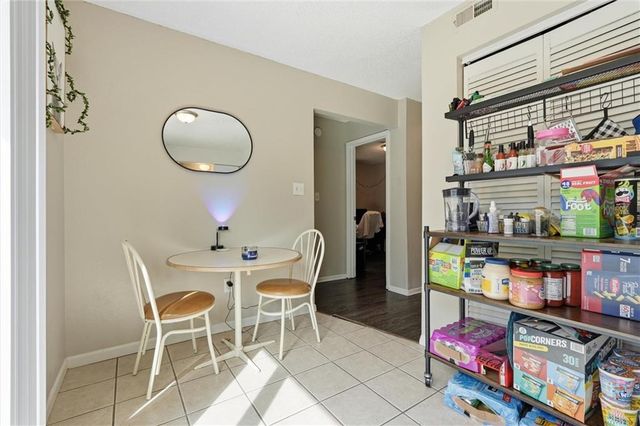 804 NE BANNER Drive, Lee's Summit, MO 64086