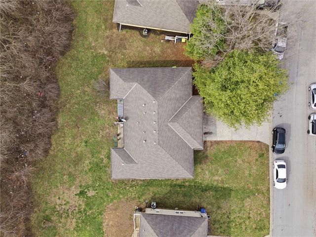 804 NE BANNER Drive, Lee's Summit, MO 64086