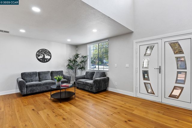 5243 Delta View Way, Antioch, CA 94531