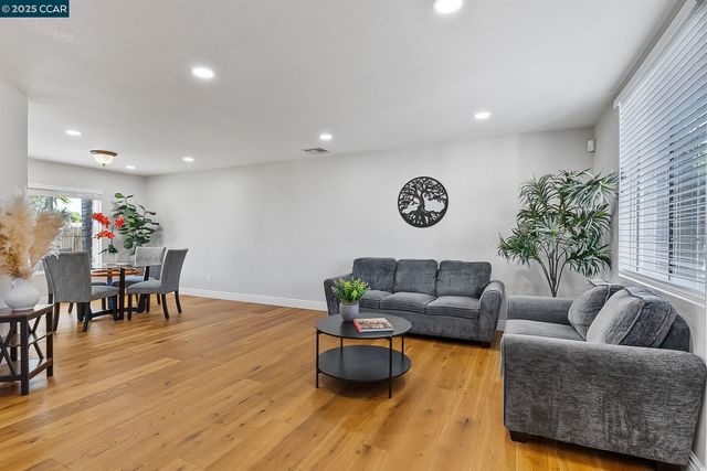 5243 Delta View Way, Antioch, CA 94531