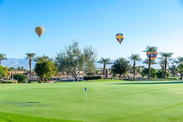 60477 Desert Shadows Drive, La Quinta, CA 92253