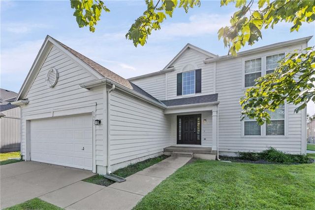 1807 W Fredrickson Drive, Olathe, KS 66061