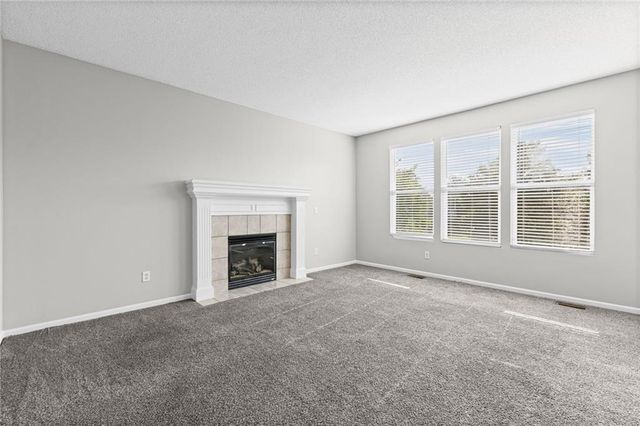 1807 W Fredrickson Drive, Olathe, KS 66061