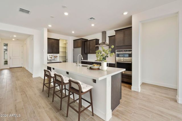 19015 W ROSE Lane, Waddell, AZ 85355