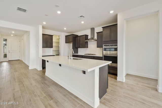 19015 W ROSE Lane, Waddell, AZ 85355