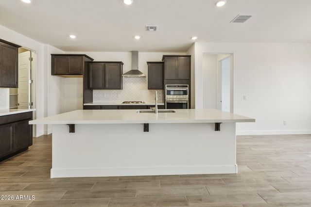 19015 W ROSE Lane, Waddell, AZ 85355