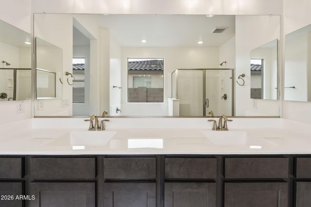 19015 W ROSE Lane, Waddell, AZ 85355