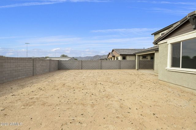 19015 W ROSE Lane, Waddell, AZ 85355