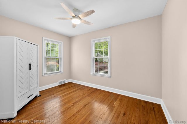 9924 Arden Street, Livonia, MI 48150
