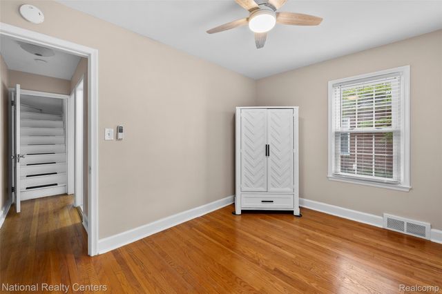 9924 Arden Street, Livonia, MI 48150