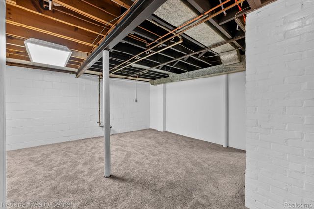 9924 Arden Street, Livonia, MI 48150