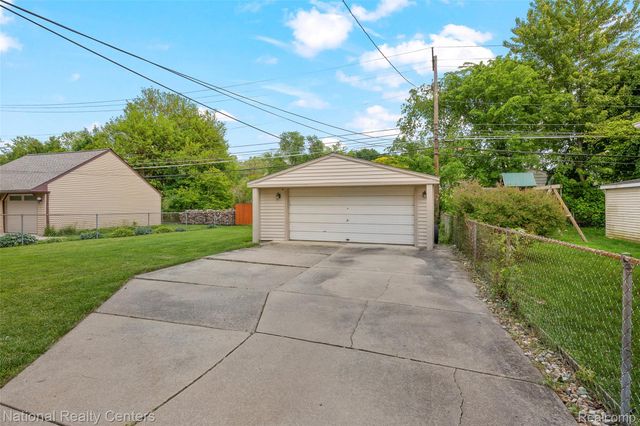 9924 Arden Street, Livonia, MI 48150