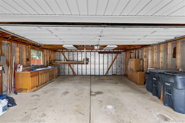 9924 Arden Street, Livonia, MI 48150