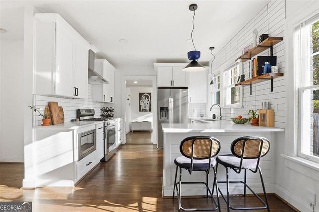 2133 Cascade Road, Atlanta, GA 30311