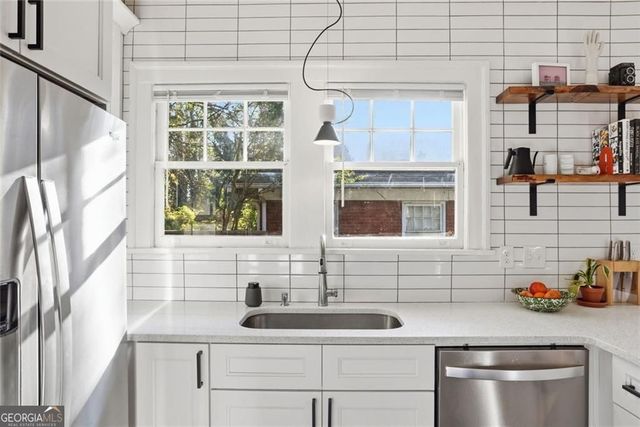 2133 Cascade Road, Atlanta, GA 30311