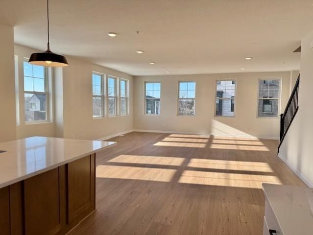 906 Woodlawn Avenue I, Saint Paul, MN 55116