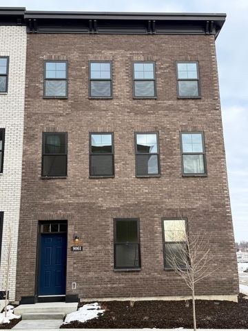 906 Woodlawn Avenue I, Saint Paul, MN 55116