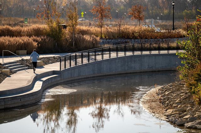 906 Woodlawn Avenue I, Saint Paul, MN 55116