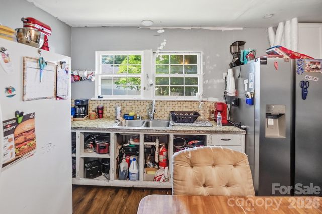 4753 S Depot Street, Claremont, NC 28610