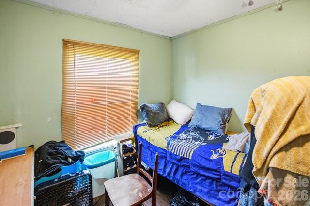 4753 S Depot Street, Claremont, NC 28610