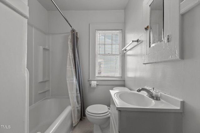 803 W Club Boulevard, Durham, NC 27701